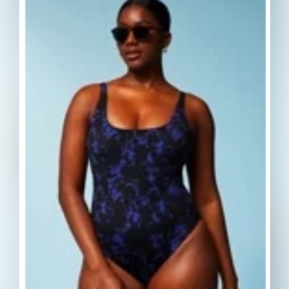 Brand New Fabletics Swimsuit - Picture 4 of 4